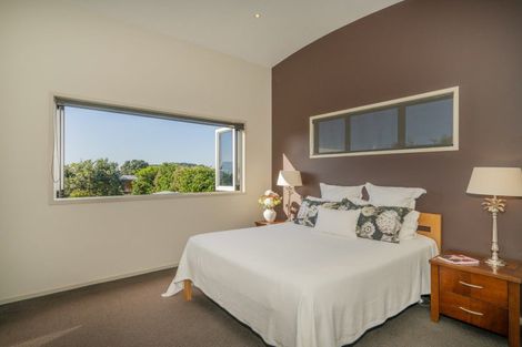 Photo of property in 17 Hahei Beach Road, Hahei, Whitianga, 3591