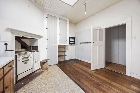 Photo of property in 14 Waihi Road, Hawera, 4610