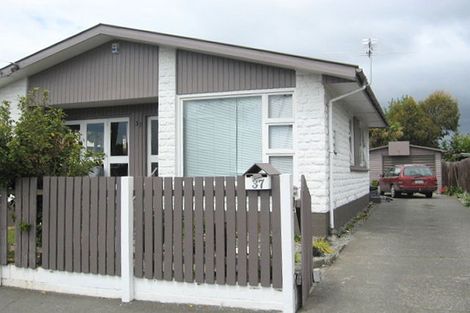Photo of property in 37 Tuckers Road, Redwood, Christchurch, 8051