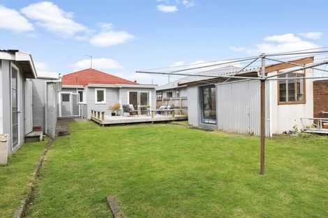 Photo of property in 75 Kauri Street, Miramar, Wellington, 6022