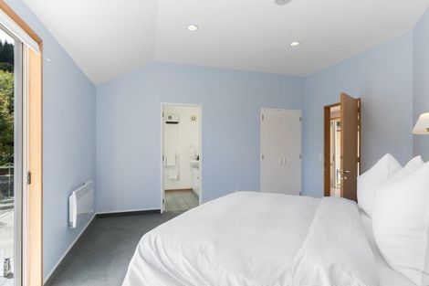 Photo of property in 5 Windsor Place, Queenstown, 9300