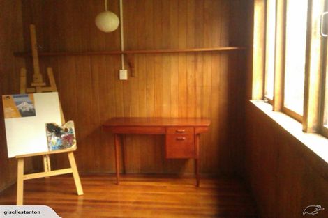 Photo of property in 33 Dublin Street, Martinborough, 5711