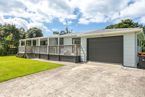 Photo of property in 17 Mako Avenue, Whiritoa, Whangamata, 3691