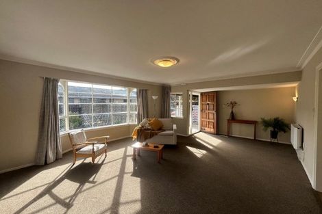 Photo of property in 16 Cashmere Road, Cashmere, Christchurch, 8022