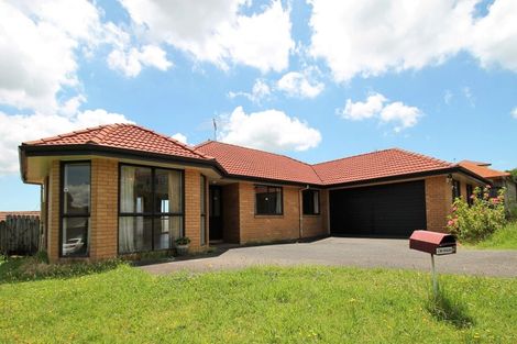 Photo of property in 39 Black Teal Close, Unsworth Heights, Auckland, 0632