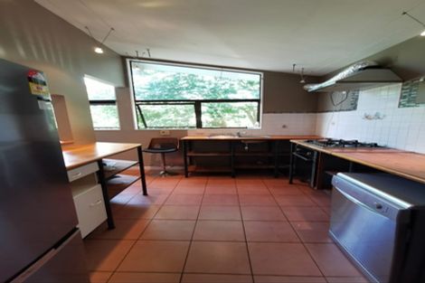 Photo of property in 40 Hale Crescent, Bayview, Auckland, 0629