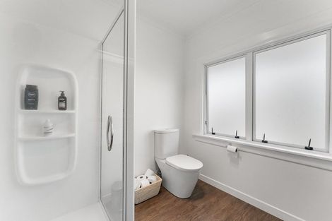 Photo of property in 407 Devon Street West, Lynmouth, New Plymouth, 4310