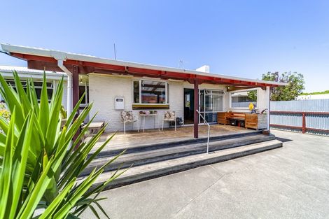 Photo of property in 43 Oldham Avenue, Onekawa, Napier, 4110