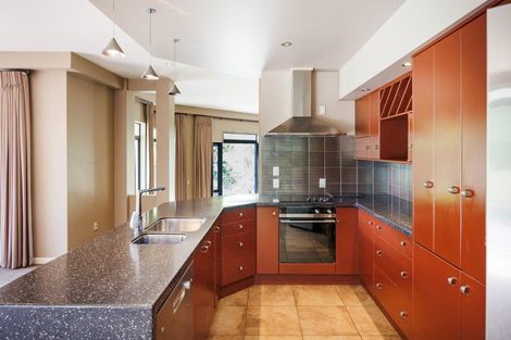 Photo of property in 5 The Oaks, Awapuni, Palmerston North, 4412