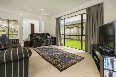 Photo of property in 20 Kristin Lane, Albany, Auckland, 0632