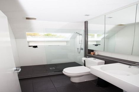 Photo of property in 5 Champion Street, Edgeware, Christchurch, 8013