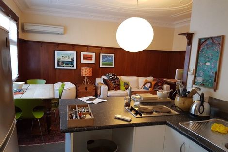 Photo of property in 121 Forbury Road, Saint Clair, Dunedin, 9012