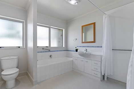 Photo of property in 17 Cedar Way, Morrinsville, 3300