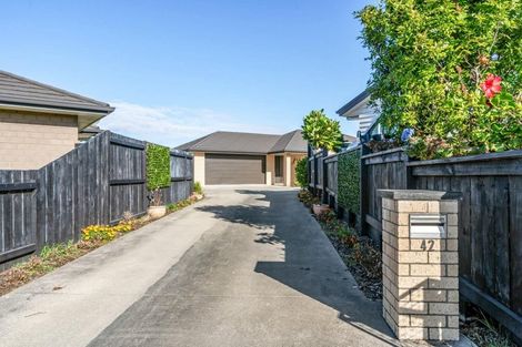 Photo of property in 42 Kowi Lakes Drive, One Tree Point, 0118