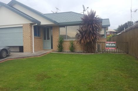 Photo of property in 8a Lloyd Drive, Nawton, Hamilton, 3200