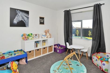 Photo of property in 21 Flaxon Place, Burwood, Christchurch, 8083