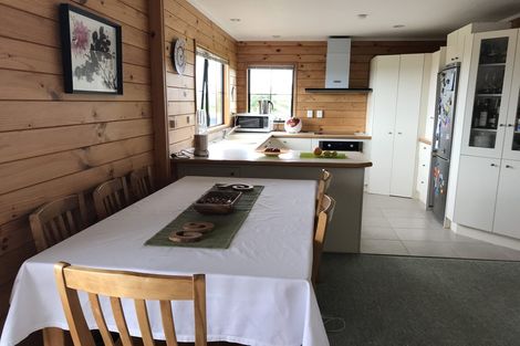 Photo of property in 2/98 Simmental Crescent, Somerville, Auckland, 2014