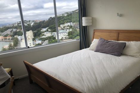 Photo of property in 2 Oriental Terrace, Mount Victoria, Wellington, 6011
