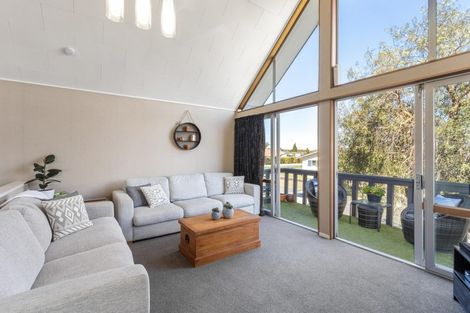 Photo of property in 4 Bristol Street, Tamatea, Napier, 4112