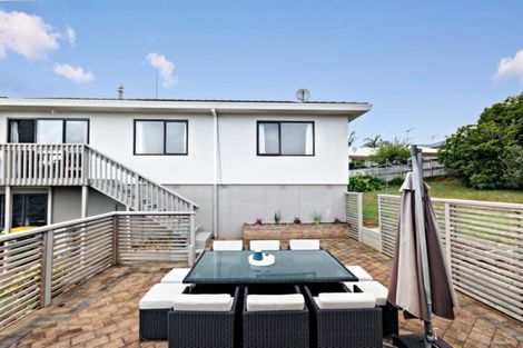 Photo of property in 67 Puriri Road, Pukekohe, 2120