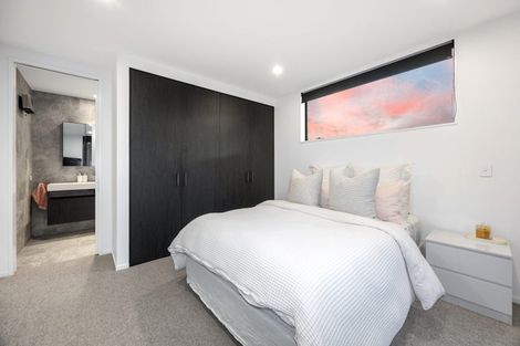 Photo of property in 2/35 Saint James Avenue, Papanui, Christchurch, 8053