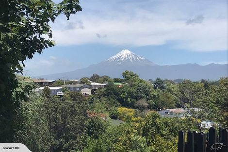 Photo of property in 24e Kenmore Street, Westown, New Plymouth, 4310