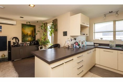 Photo of property in 65a Cleveland Street, Edgeware, Christchurch, 8013