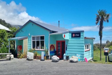 Photo of property in 2 River Road, Hector, 7822