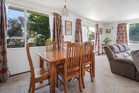 Photo of property in 10 Perry Place, Bader, Hamilton, 3206