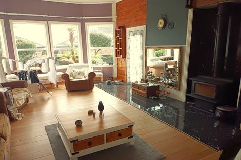 Photo of property in 110 Peel Street, Westport, 7825