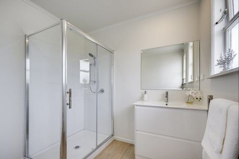 Photo of property in 11 Kelvin Road, Maraenui, Napier, 4110