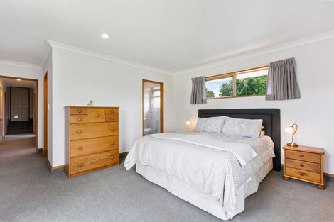 Photo of property in 67 Ayrshire Drive, Grandview Heights, Hamilton, 3200