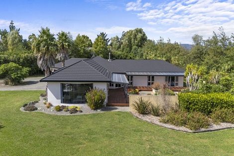 Photo of property in 110 Polson Hill Drive, Aokautere, Palmerston North, 4471