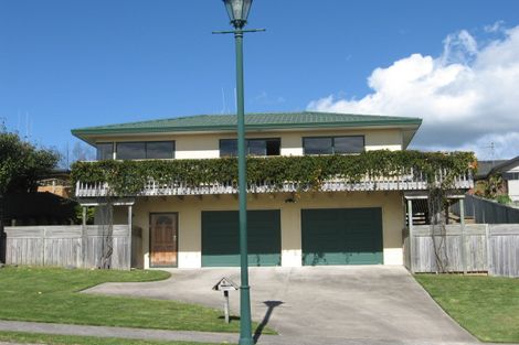 Photo of property in 6 Thornlea Drive, Welcome Bay, Tauranga, 3112