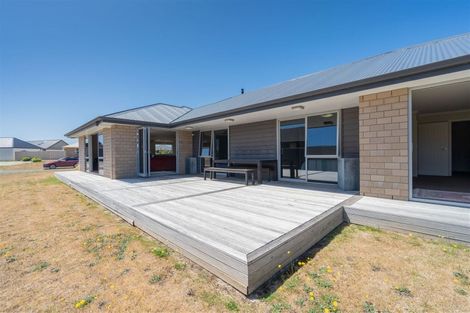 Photo of property in 16 Cunaris Way, Te Anau, 9600