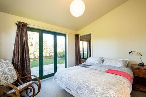 Photo of property in 29 Gillies Crescent, Waimarama, Havelock North, 4294