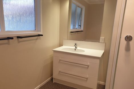 Photo of property in 6a Puni Street, Fitzroy, New Plymouth, 4312