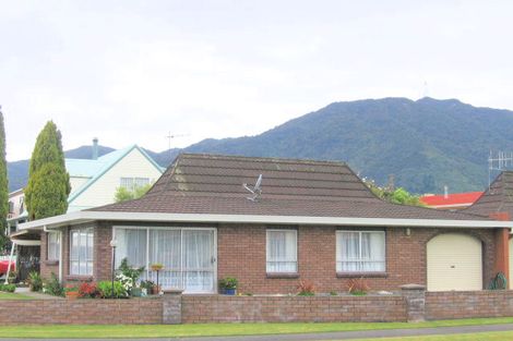 Photo of property in 4a Grace Avenue, Te Aroha, 3320