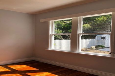 Photo of property in 86 Todman Street, Brooklyn, Wellington, 6021