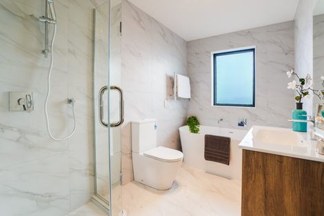 Photo of property in 61 Horokaka Street, Massey, Auckland, 0614