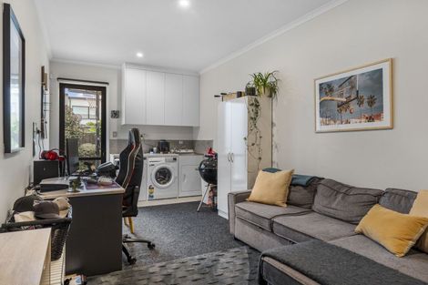 Photo of property in 13 Ian Morrison Road, Hobsonville, Auckland, 0616