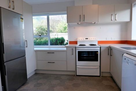 Photo of property in 7a Belvedere Avenue, Waikanae, 5036