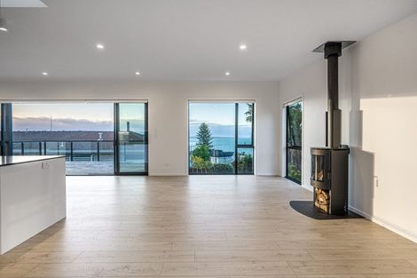 Photo of property in 1 Rangitoto View Road, Cockle Bay, Auckland, 2014