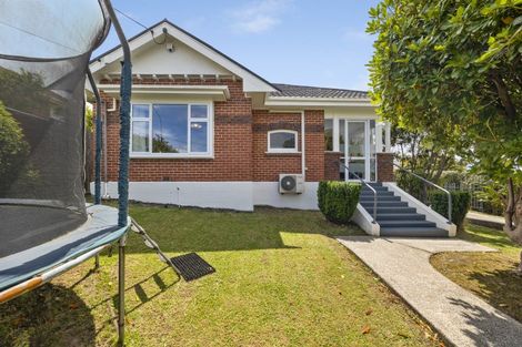 Photo of property in 78 Middleton Road, Kew, Dunedin, 9012