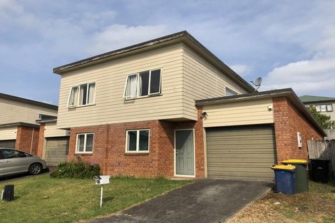 Photo of property in 10 Brashier Circle, Sunnyvale, Auckland, 0612