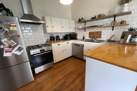 Photo of property in 24 Beach Street, Petone, Lower Hutt, 5012