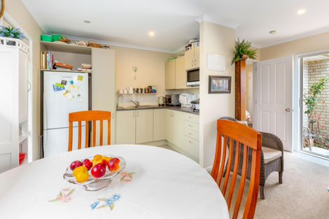 Photo of property in 3 Cathcart Close, Pukekohe, 2120