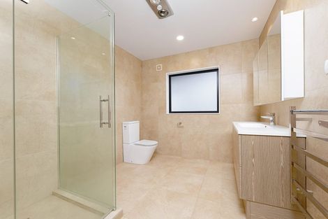 Photo of property in 108 San Valentino Drive, Henderson, Auckland, 0612