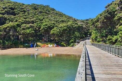 Photo of property in 7 Edith Ridge Road, Kawau Island, 0920