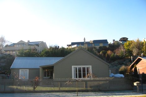 Photo of property in 47 Mcdonnell Road, Arrowtown, 9302